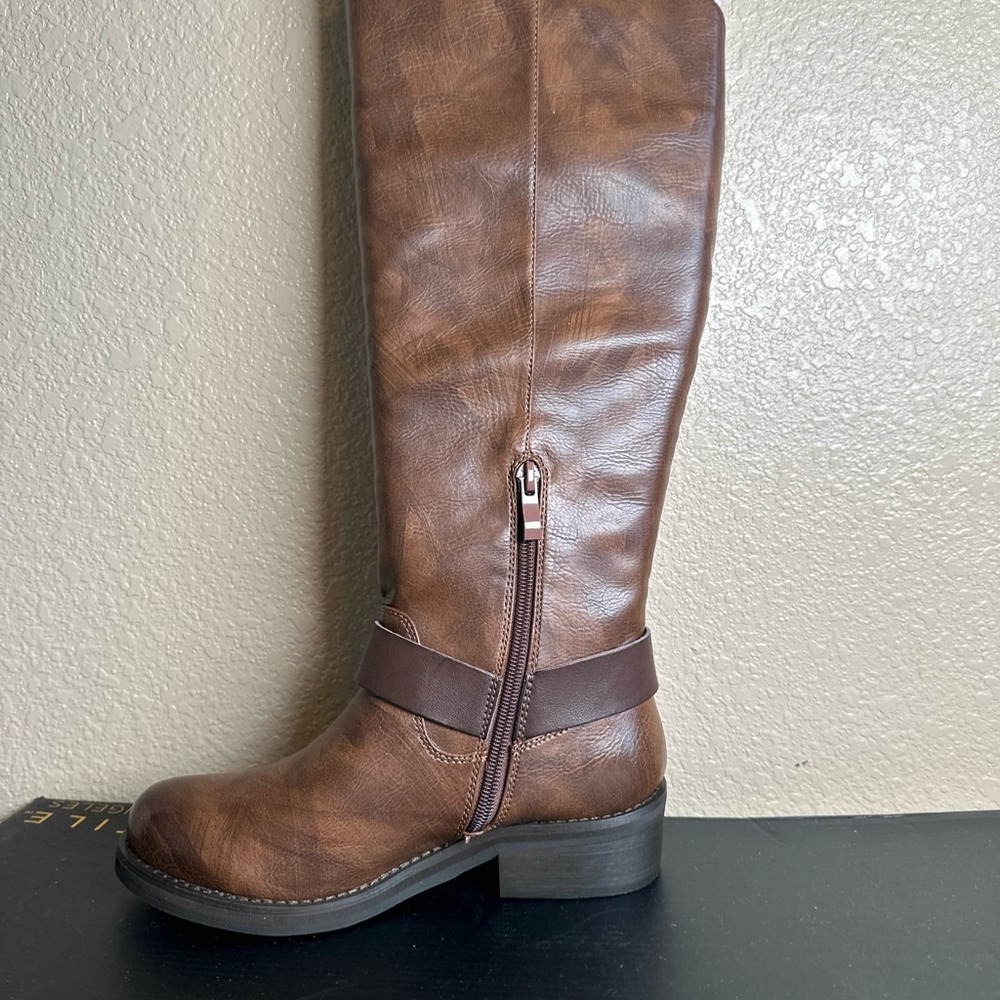 Very Volatile Los Angeles Women's Size 6 Knee High Biker Boots Brown Leather